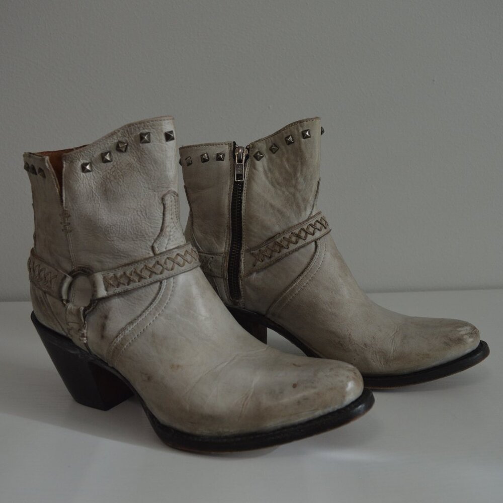 Lucchese Harness Ani Studded Distressed White Western Booties - Picture 5 of 15